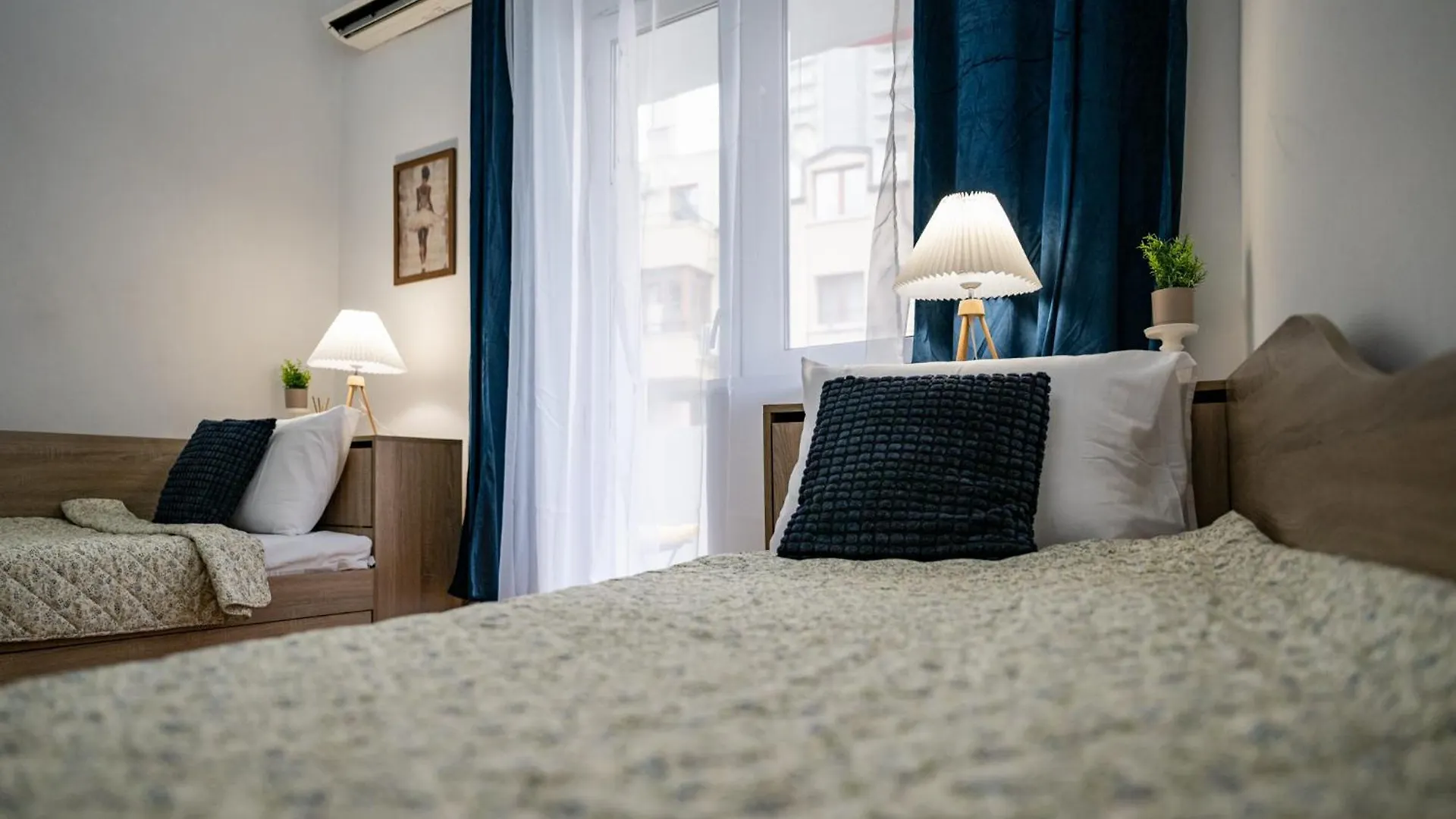 Lovely Art Apartment - Victory Varna